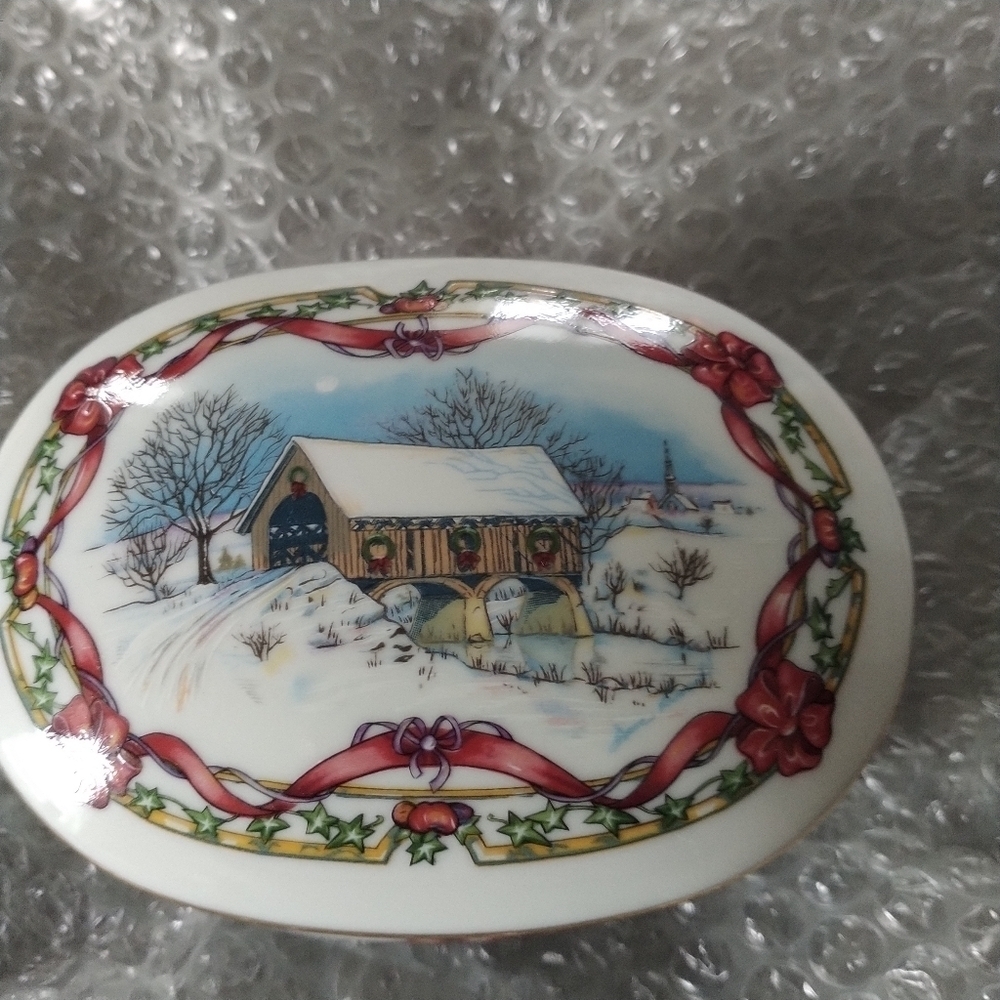 1991 Heritage House Melodies of Christmas-O Come All Ye Faithful Music Box - Picture 2 of 8